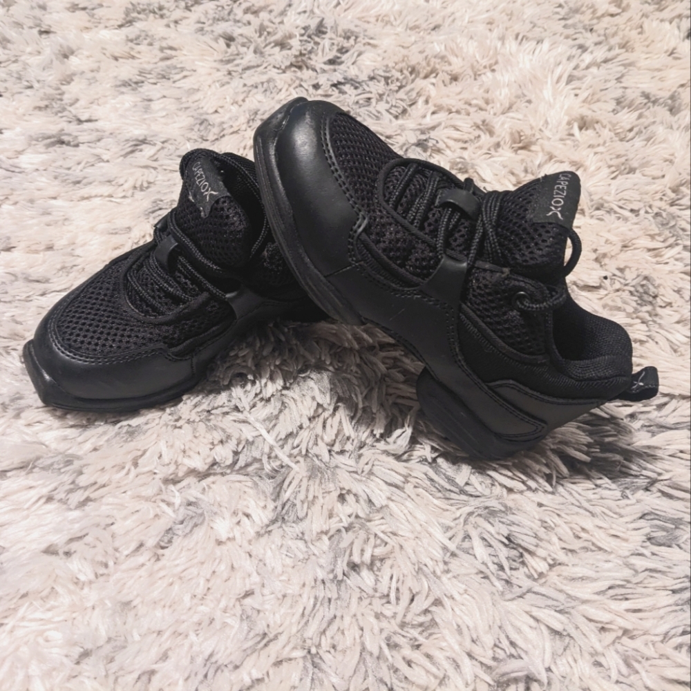 Capezio Children Hip Hop Sneaker